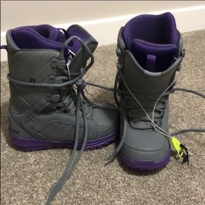 Forum snowboard boots